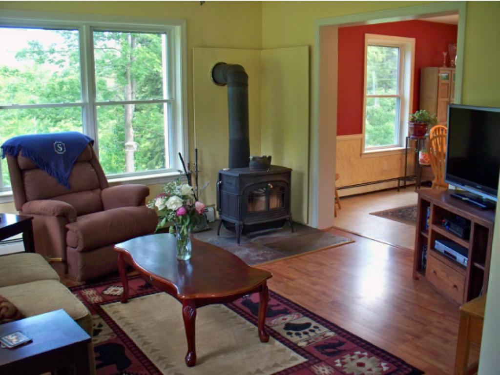 136 Sanborn Place Rutland Town, VT 05701 - Photo 10 of 36 Gallery Image 10