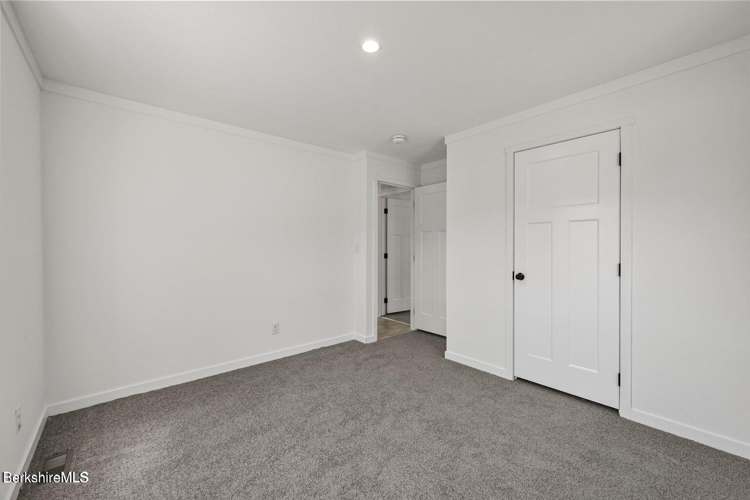 395 Cheshire Road, Unit 106 Pittsfield, MA 01201 - Photo 15 of 20 Bedroom