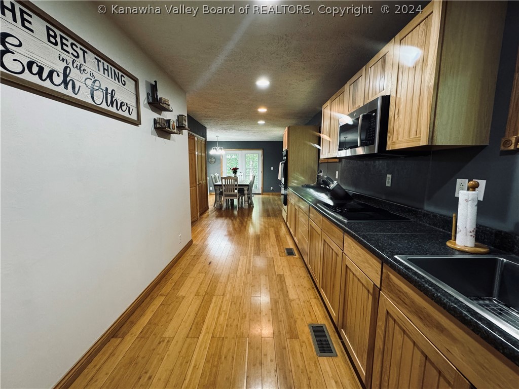 767 West View Drive Ripley, WV 25271 - Photo 11 of 24 Gallery Image 11
