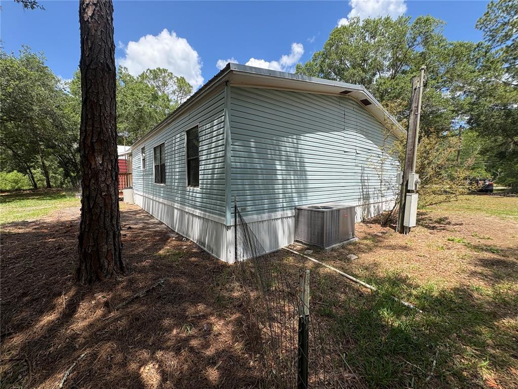 12708 Farmettes Road Lakeland, FL 33809 - Photo 10 of 30 Gallery Image 10