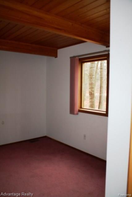 7720 Imlay City Road Avoca, MI 48006 - Photo 4 of 25 IMG_9131.jpg
