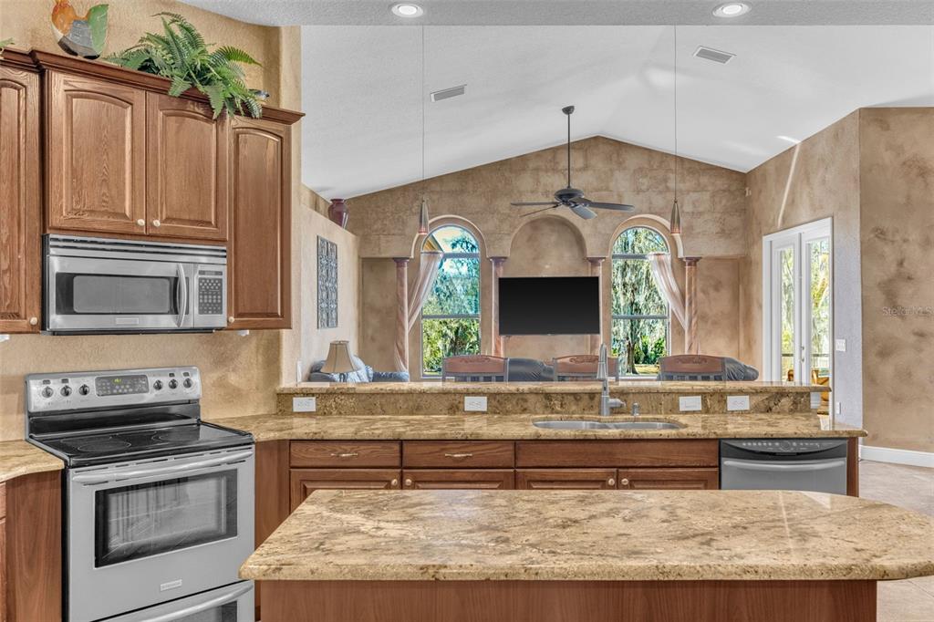 13101 Shadow Run Boulevard Riverview, FL 33569 - Photo 33 of 86