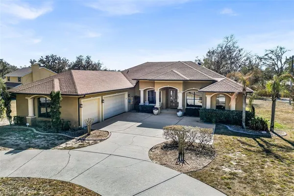 $800,000 | 13101 Shadow Run Boulevard, Riverview, FL 33569