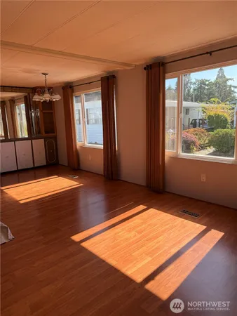 $77,950 | 1415 84th Street Southeast, Unit 117, Everett, WA 98208