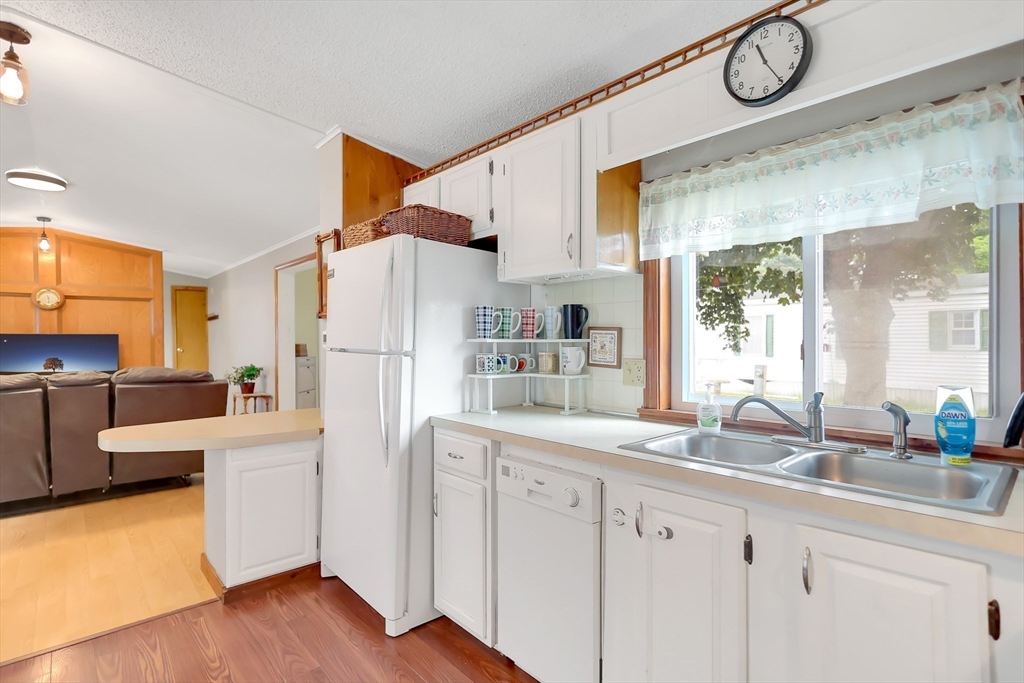 2 Wendy Way Merrimac, MA 01860 - Photo 9 of 23