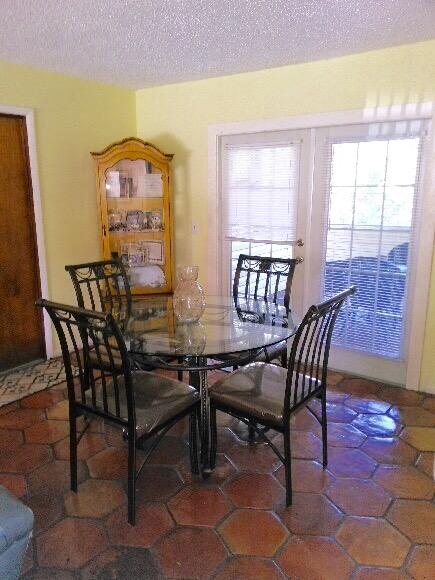 2589 Cambridge Road Lake Worth, FL 33462 - Photo 18 of 18 FullSizeRender (25)