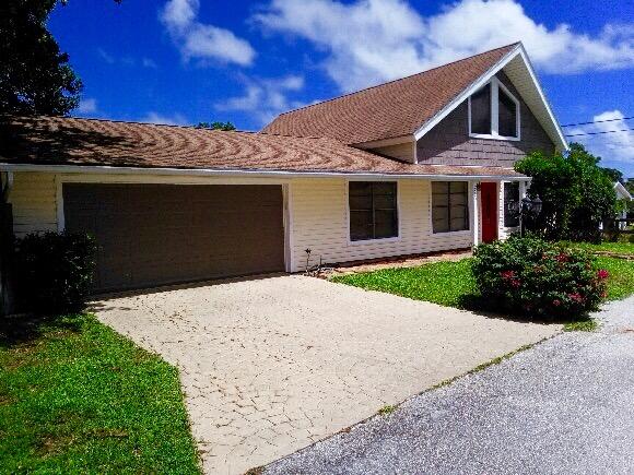 2589 Cambridge Road Lake Worth, FL 33462 - Photo 2 of 18 FullSizeRender (27)