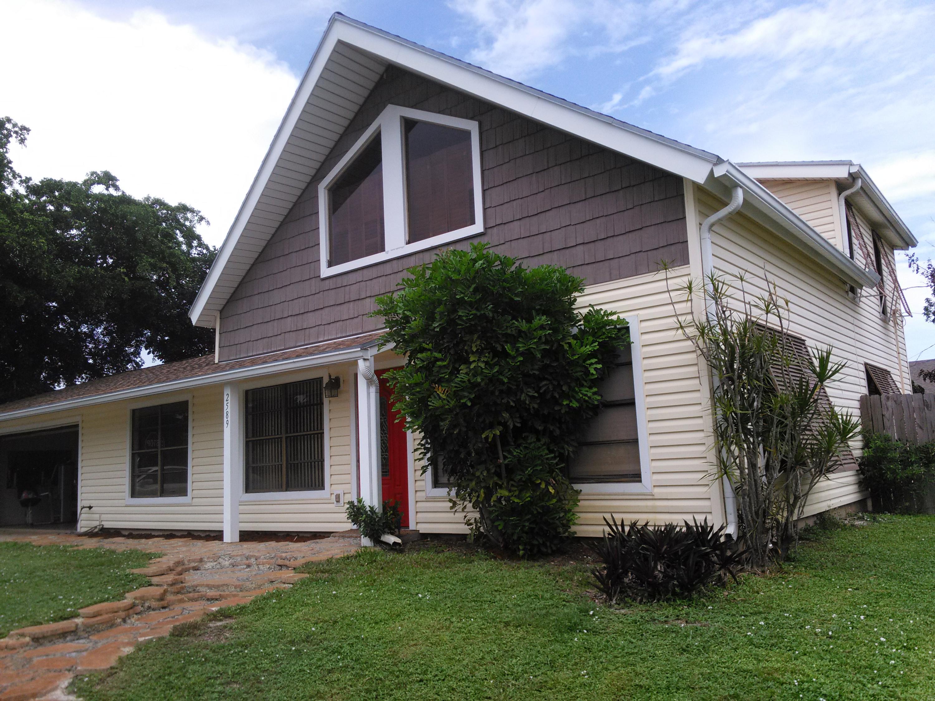 2589 Cambridge Road Lake Worth, FL 33462 - Photo 3 of 18 IMG_20160905_134443