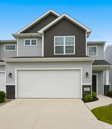 $269,900 | 941 West Hamilton Road North, Fort Wayne, IN 46818