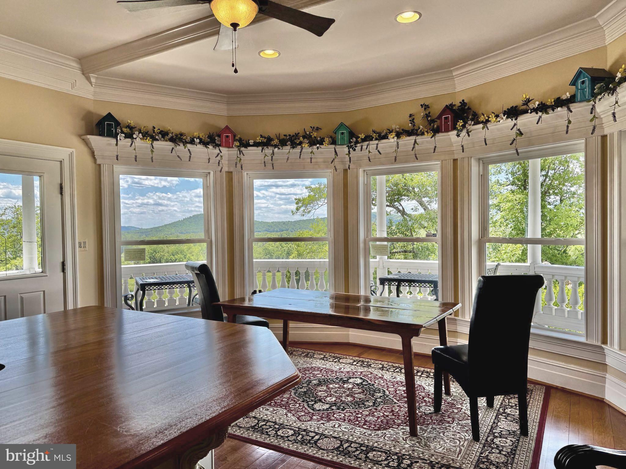 65 Clark Lane Washington, VA 22747 - Photo 20 of 62 Breakfast, lunch & relaxed meals in the kitchen