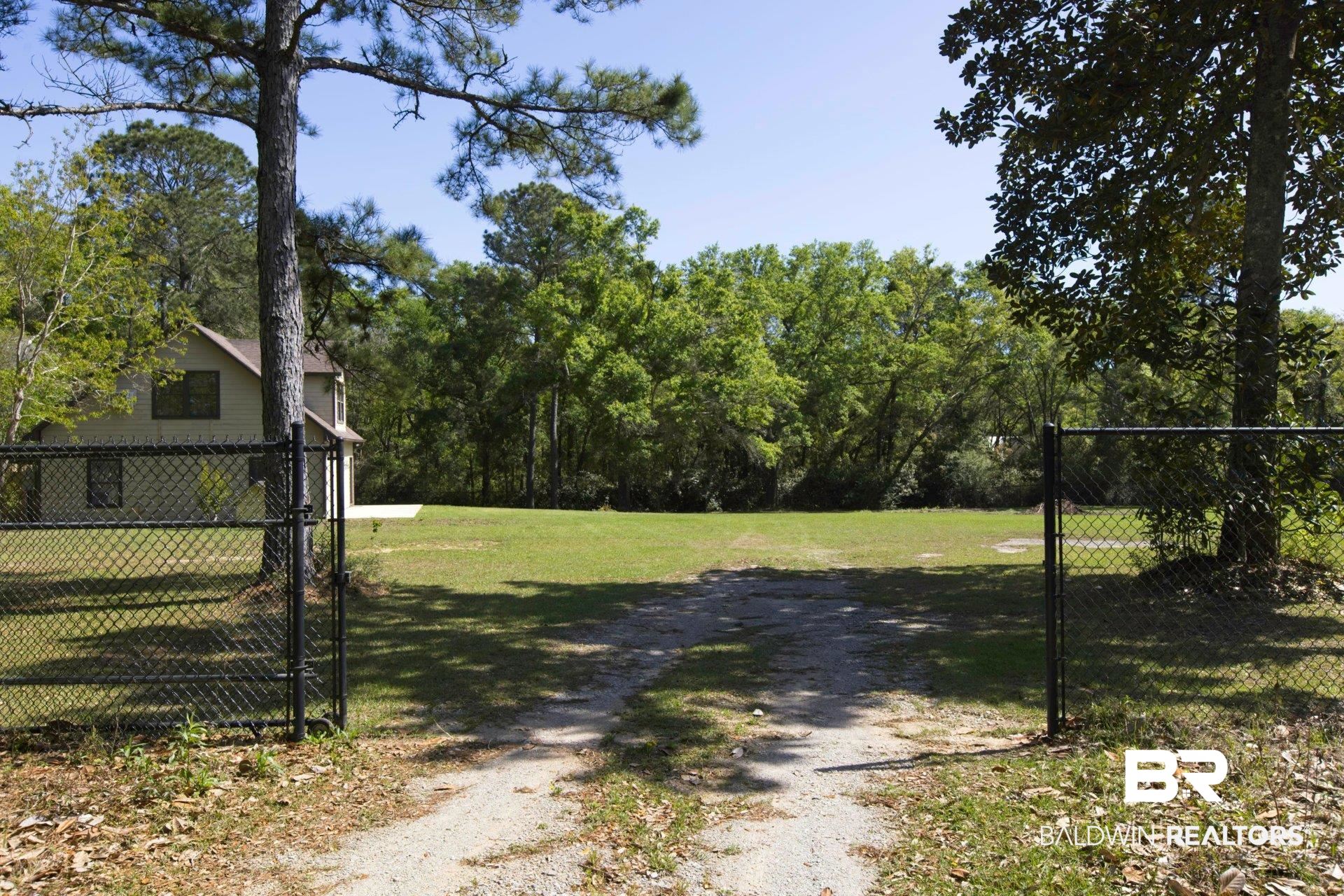 13750 County Road 26 Foley, AL 36535 - Photo 9 of 38