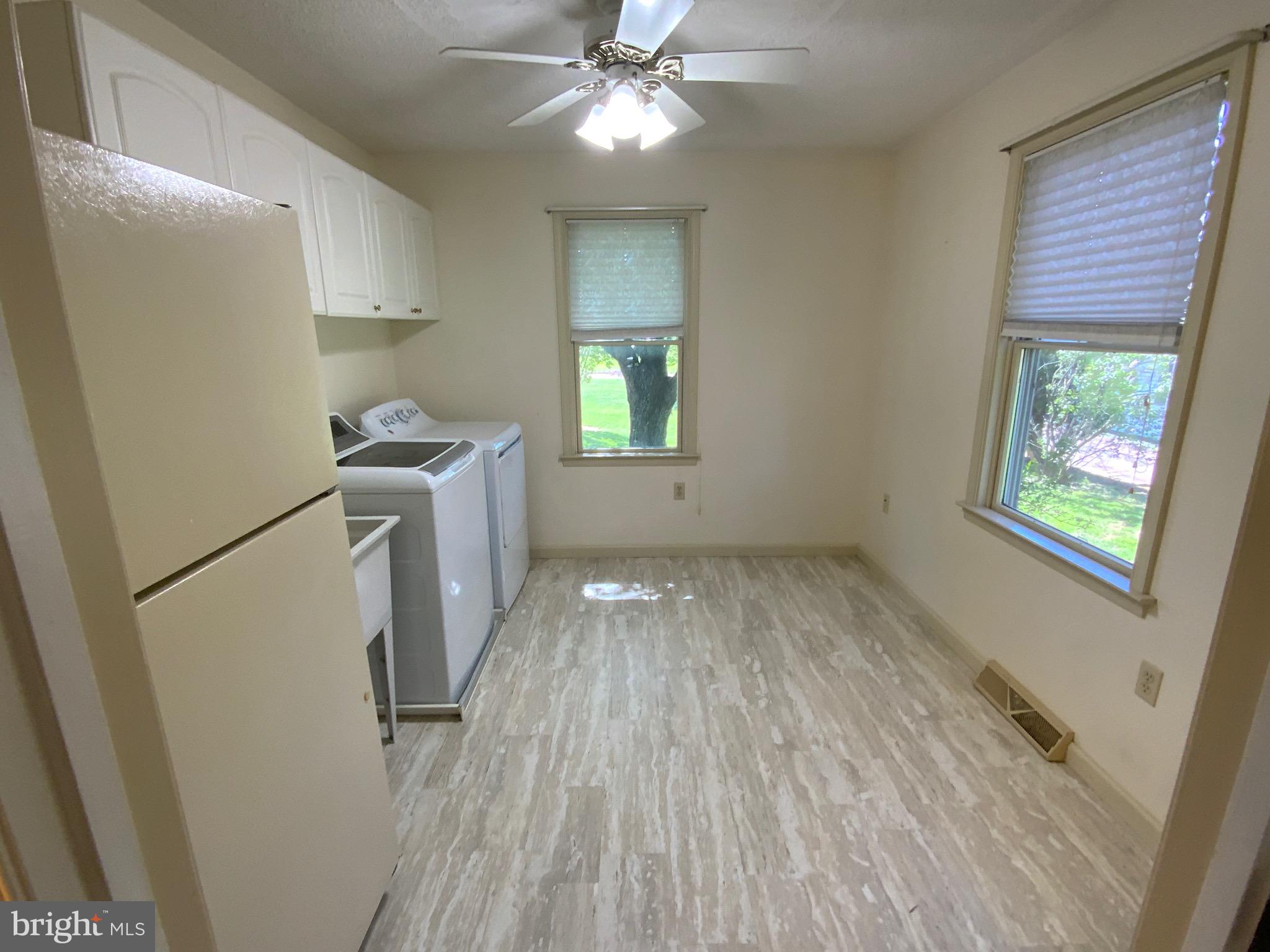 1931 Oberlin Road Middletown, PA 17057 - Photo 19 of 49 Laundry Room