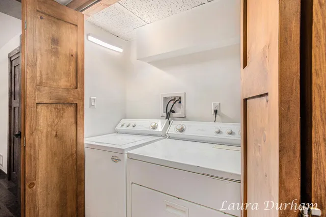 $985,000 | 6480 Island Lake Road, Holland, MI 49423