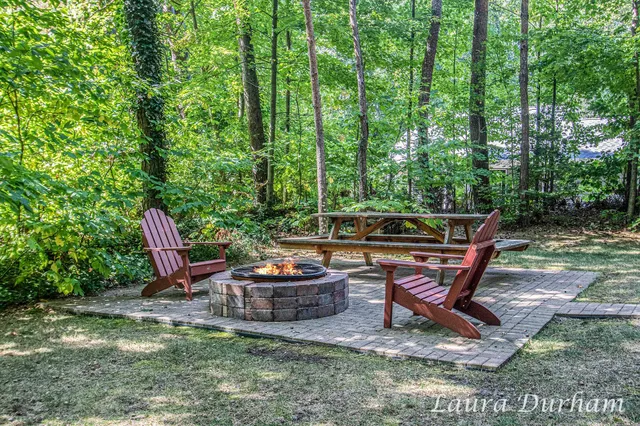 $985,000 | 6480 Island Lake Road, Holland, MI 49423