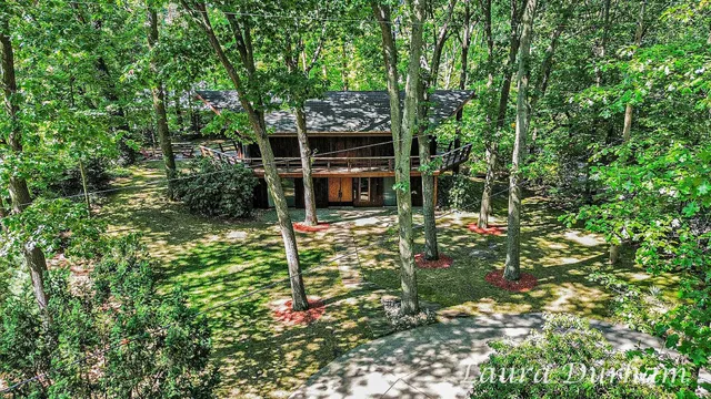 $985,000 | 6480 Island Lake Road, Holland, MI 49423