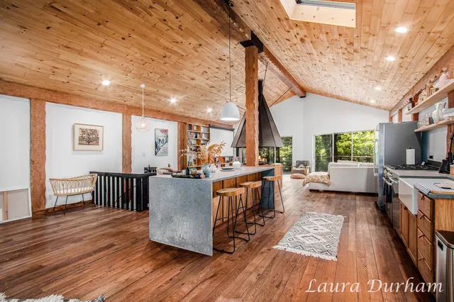 $985,000 | 6480 Island Lake Road, Holland, MI 49423