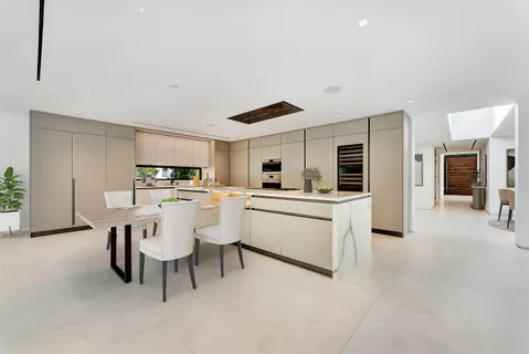 $8,274,950 | 2130 South Miami Avenue, Miami, FL 33129