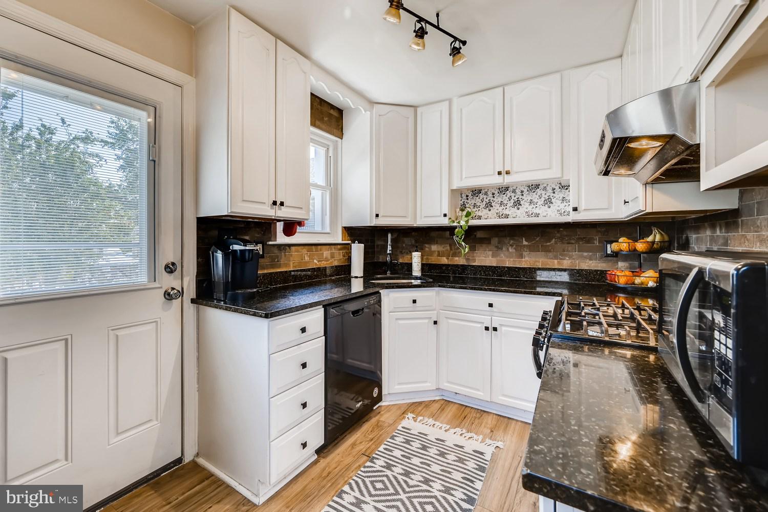 7825 Highpoint Road Baltimore, MD 21234 - Photo 8 of 26 Gallery Image 8