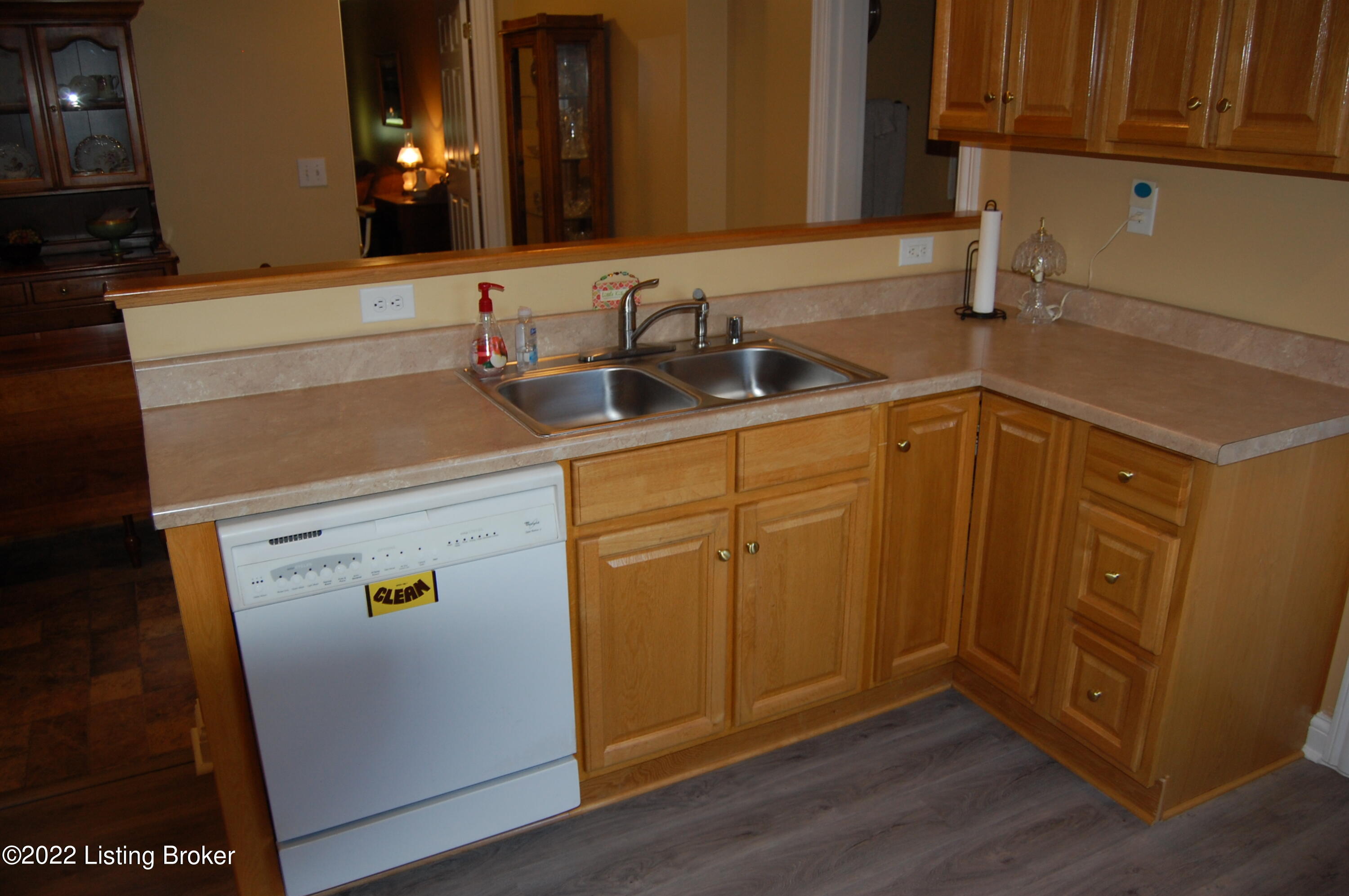 754 Floyds Fork Road Shepherdsville, KY 40165 - Photo 34 of 53 Basement Kitchen