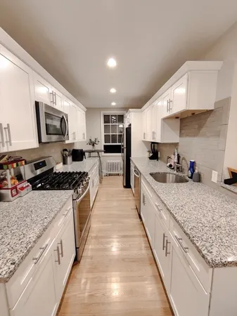 $3,550 | 50 Follen Street, Unit 301, Cambridge, MA 02138