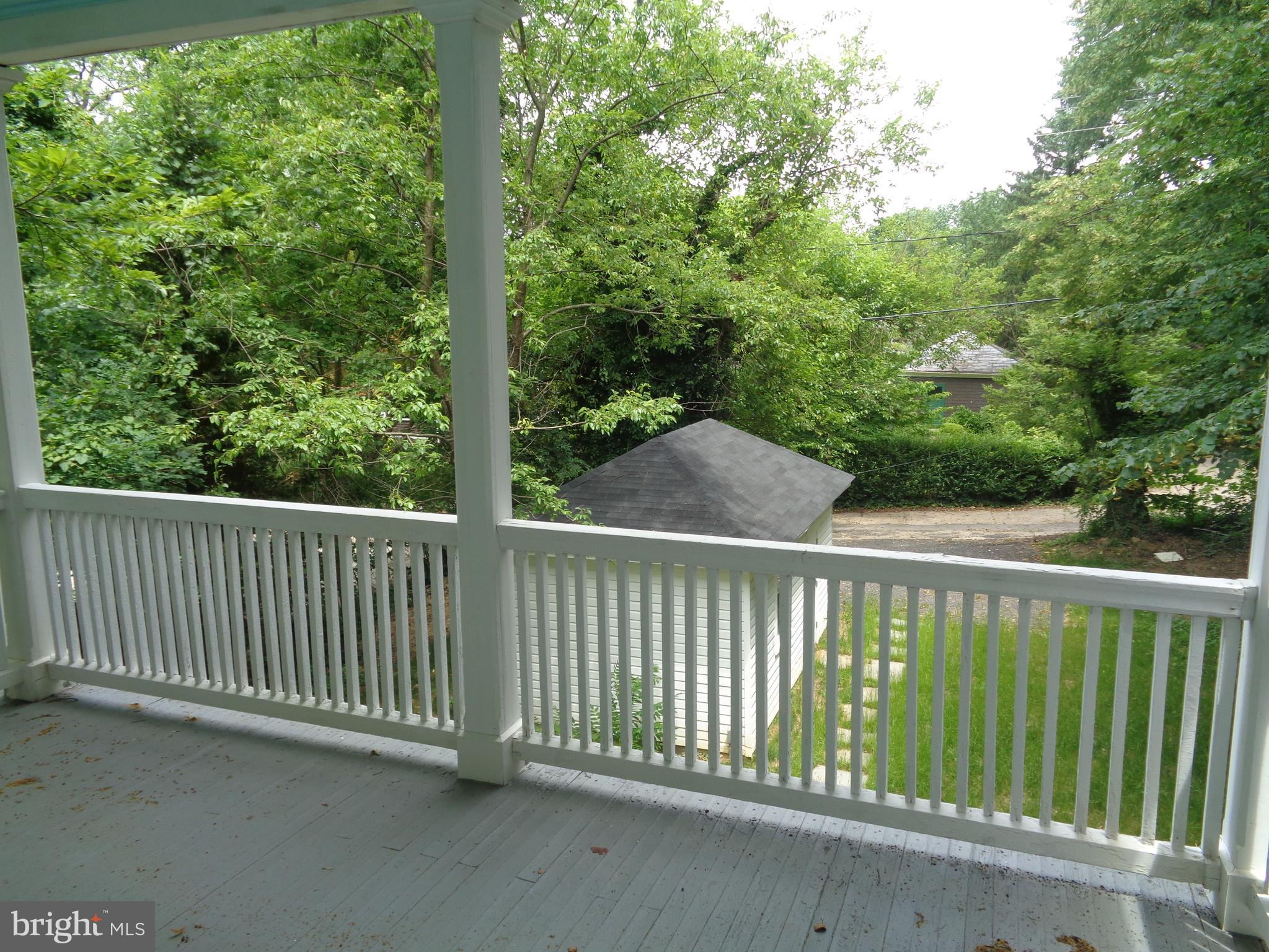 5105 Roland Avenue Baltimore, MD 21210 - Photo 16 of 19 a view of a roof deck