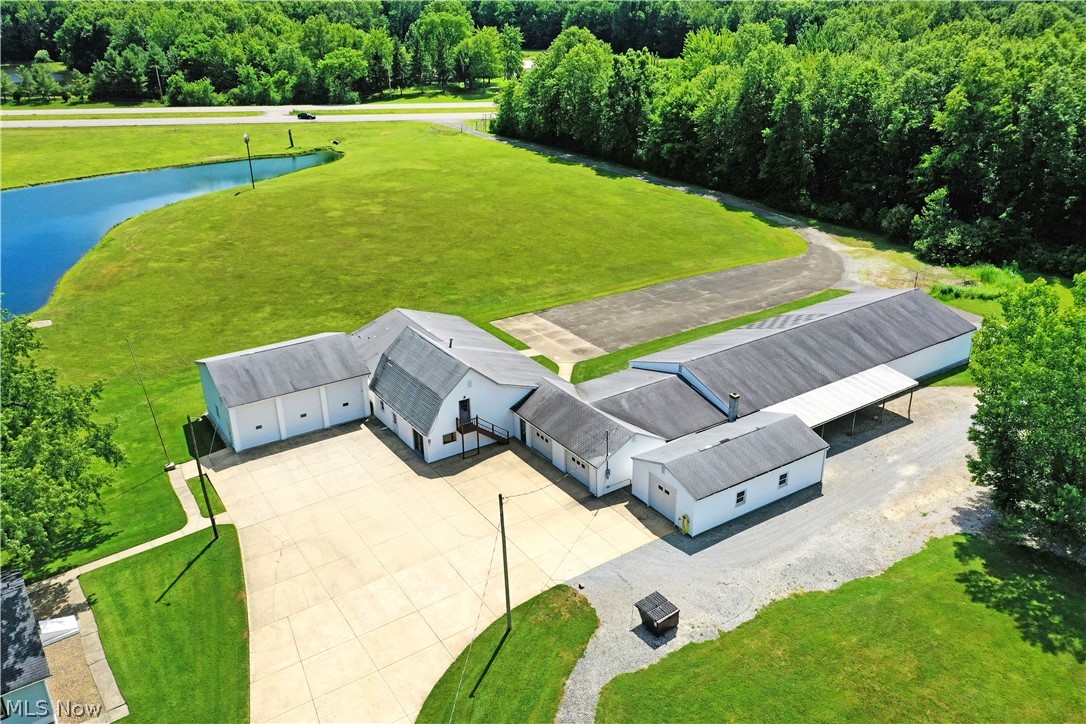 4085 Herner County Line Road Southington, OH 44470 - Photo 5 of 50