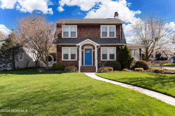 $1,185,000 | 83 Lovett Avenue, Little Silver, NJ 07739