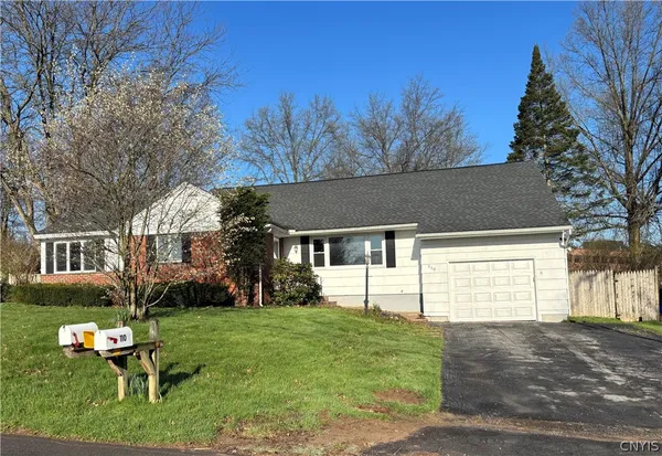 $289,900 | 110 Hillcrest Drive, Hastings, NY 13036