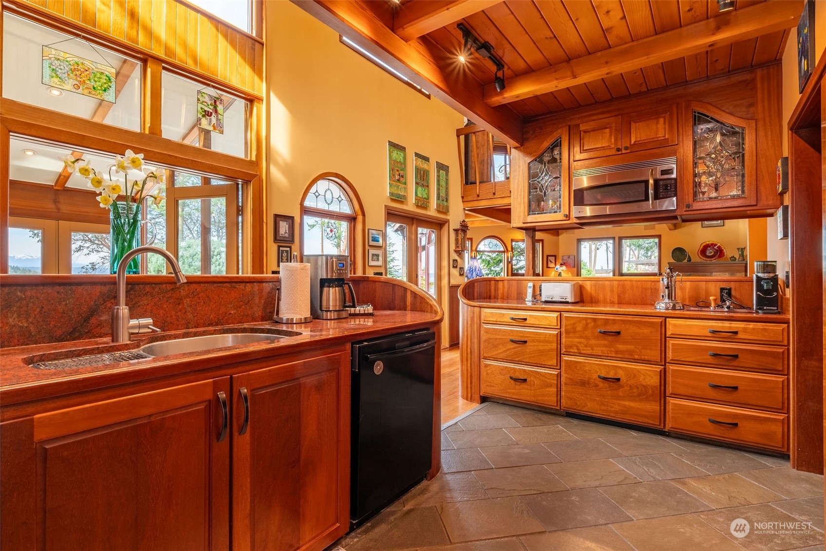 81 Reef Road Nordland, WA 98358 - Photo 8 of 40 Gallery Image 8