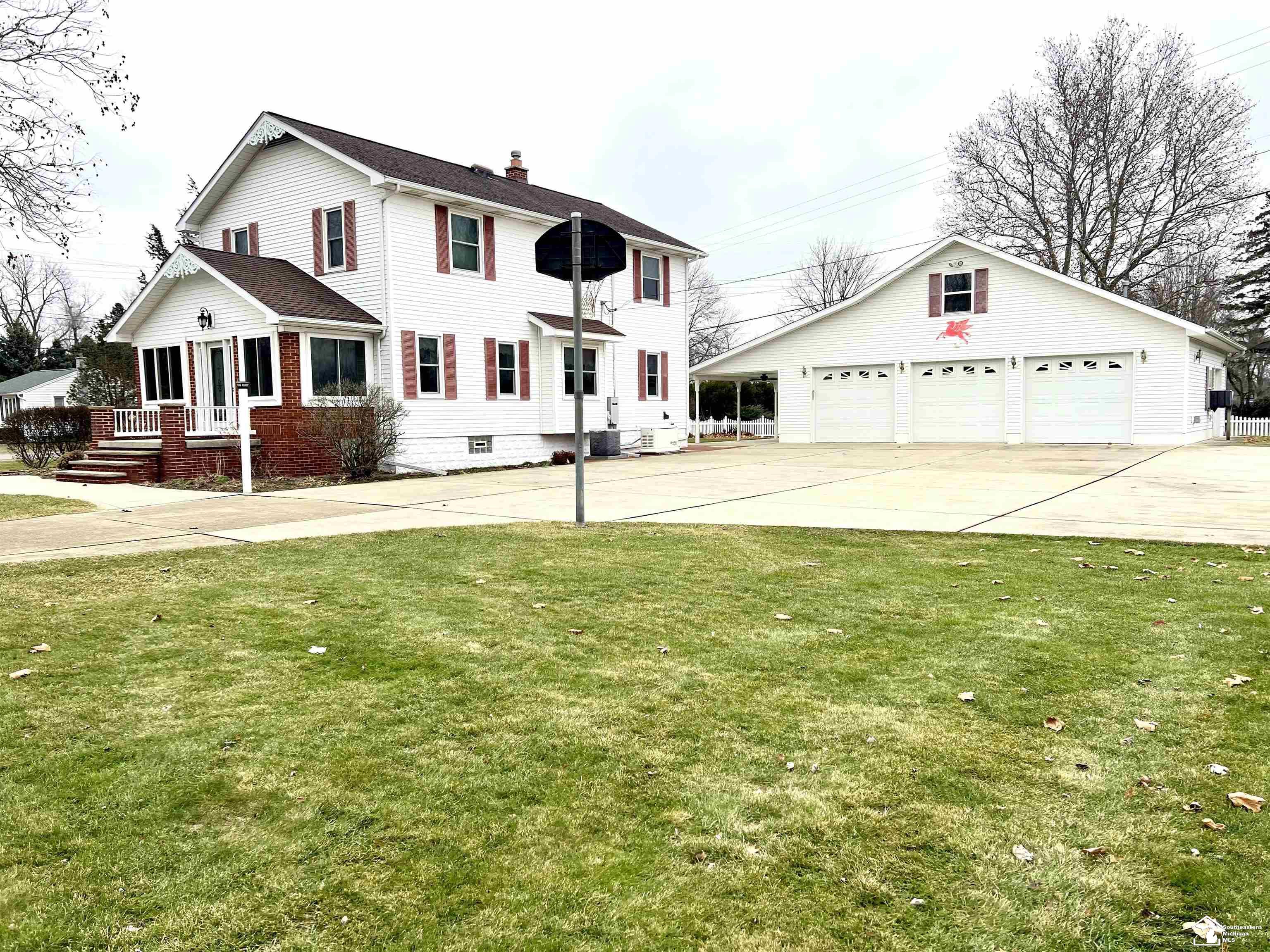 4011 Bluebush Road Monroe, MI 48162 - Photo 4 of 22