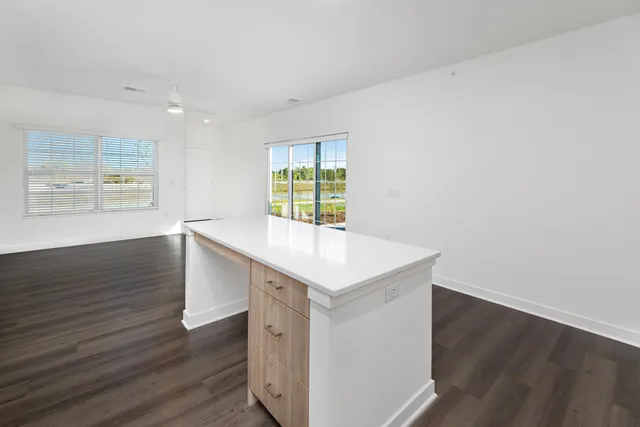 $2,050 | 8852 South Jackjay Drive, Unit 501, Oak Creek, WI 53154