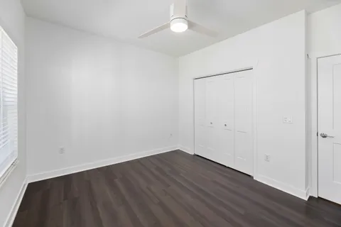 $2,050 | 8852 South Jackjay Drive, Unit 501, Oak Creek, WI 53154