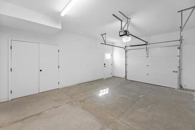 $2,050 | 8852 South Jackjay Drive, Unit 501, Oak Creek, WI 53154