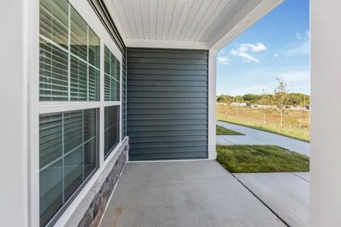 $2,050 | 8852 South Jackjay Drive, Unit 501, Oak Creek, WI 53154