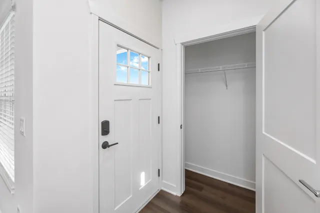 $2,050 | 8852 South Jackjay Drive, Unit 501, Oak Creek, WI 53154