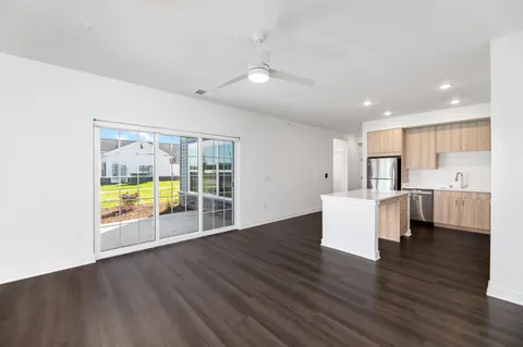 $2,050 | 8852 South Jackjay Drive, Unit 501, Oak Creek, WI 53154