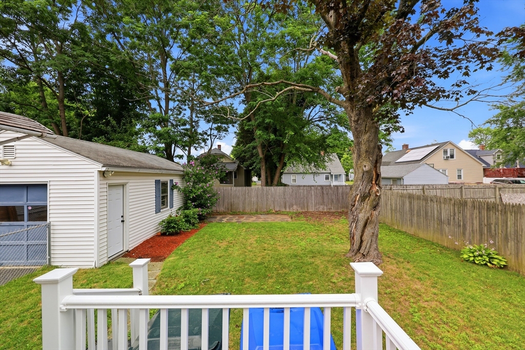 57 Arthur Street Springfield, MA 01104 - Photo 25 of 29