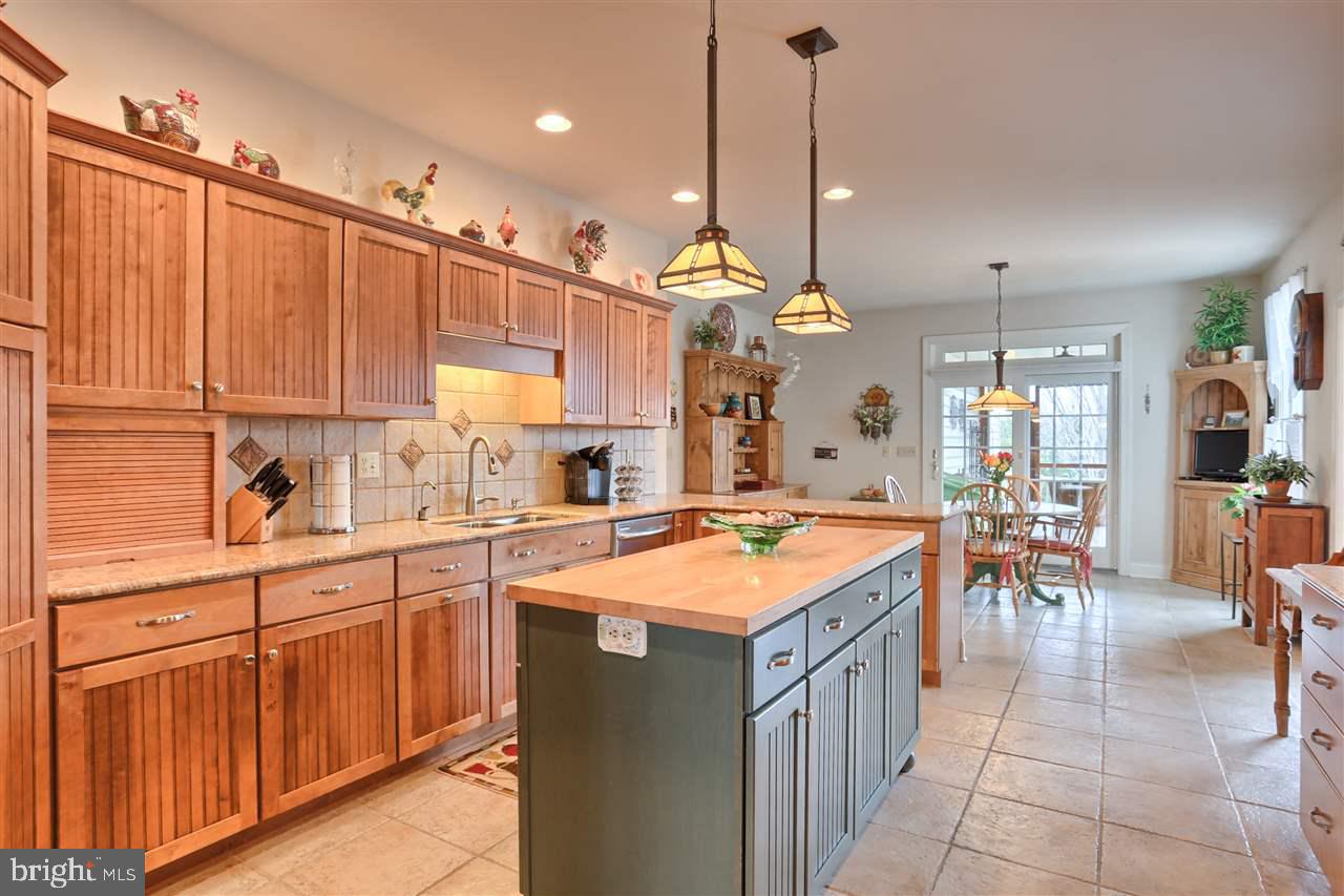65 Oak Tree Road Hummelstown, PA 17036 - Photo 12 of 25 Gallery Image 12