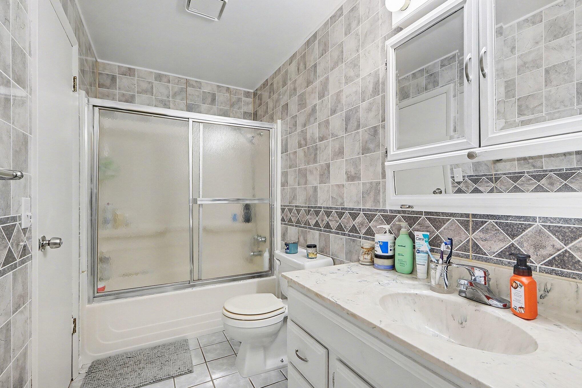 210 Robin Road Middleville, MI 49333 - Photo 24 of 28 Bathroom