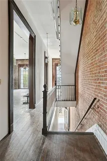$949,000 | 2003 Carondelet Street, New Orleans, LA 70130