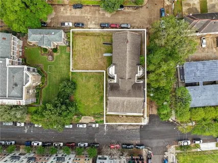 $949,000 | 2003 Carondelet Street, New Orleans, LA 70130