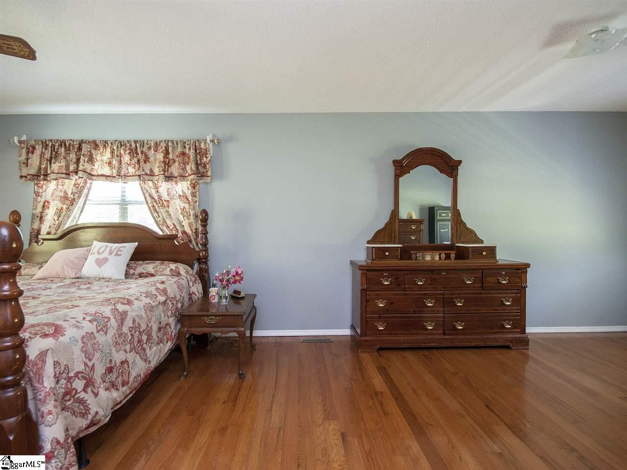 100 Ripplelake Drive Easley, SC 29640 - Photo 14 of 30
