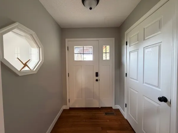 $1,700 | 500 Wren Drive, Mount Vernon, IL 62864