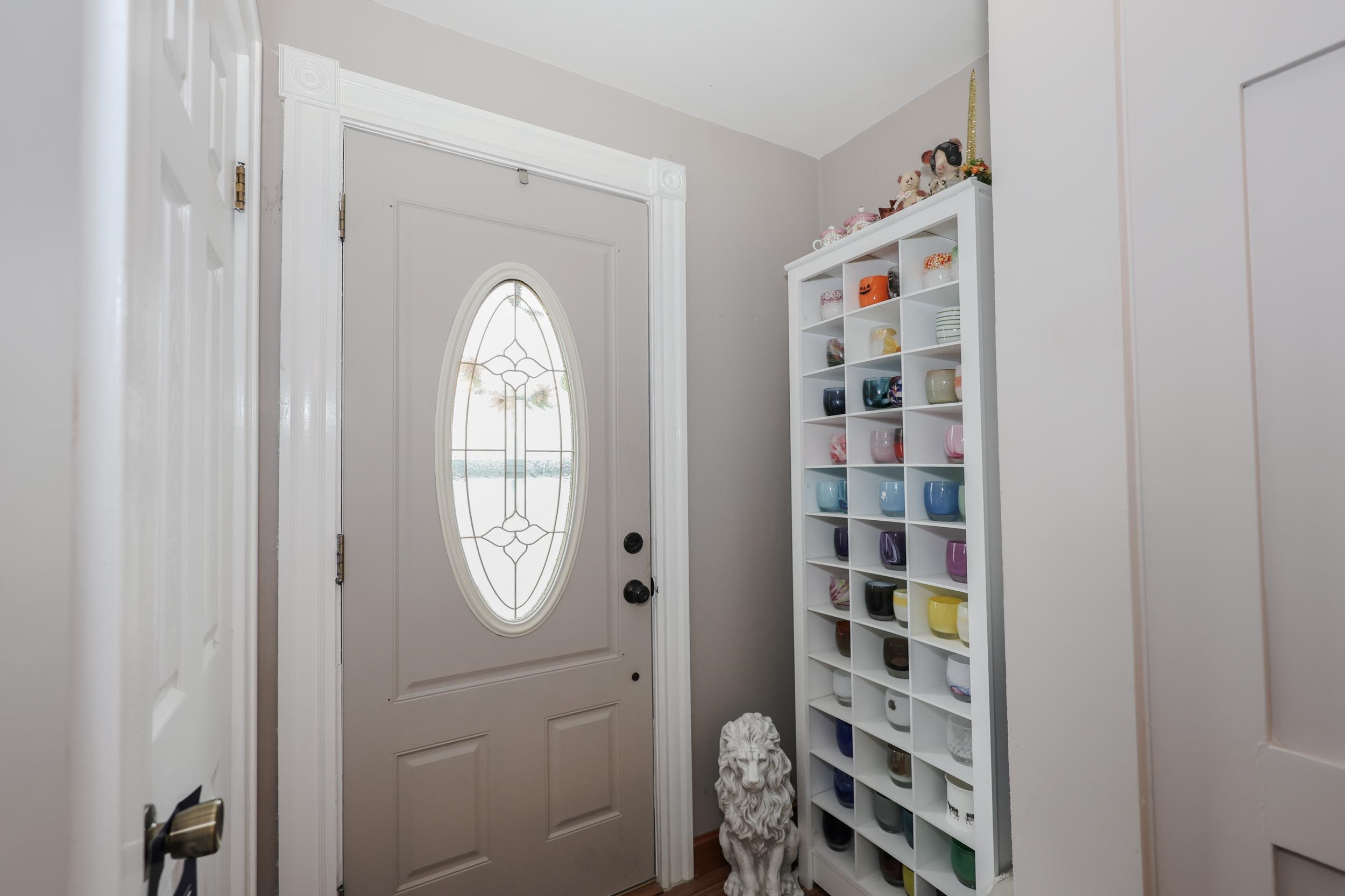 864 Cilley Road Manchester, NH 03103 - Photo 9 of 33