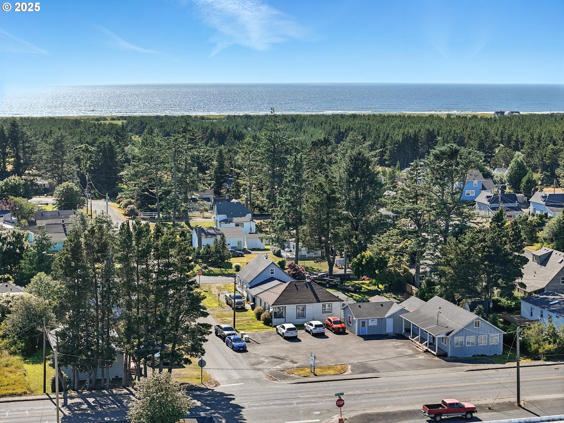 1205 49th Street Seaview, WA 98644 - Photo 6 of 36 a view of city