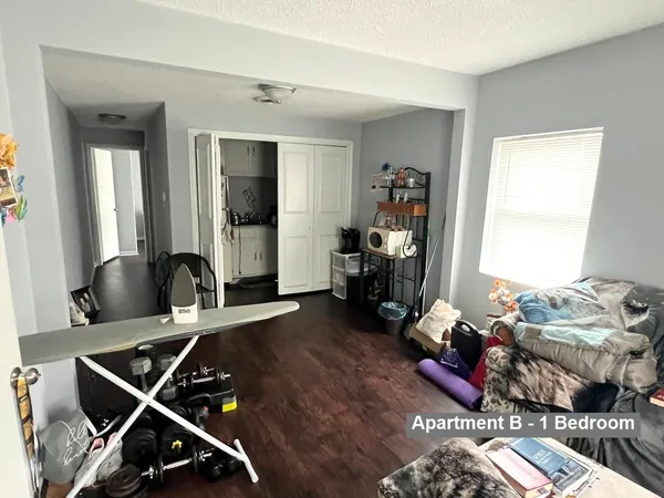 $650,000 | 127 West Taylor Street, Grant Park, IL 60940