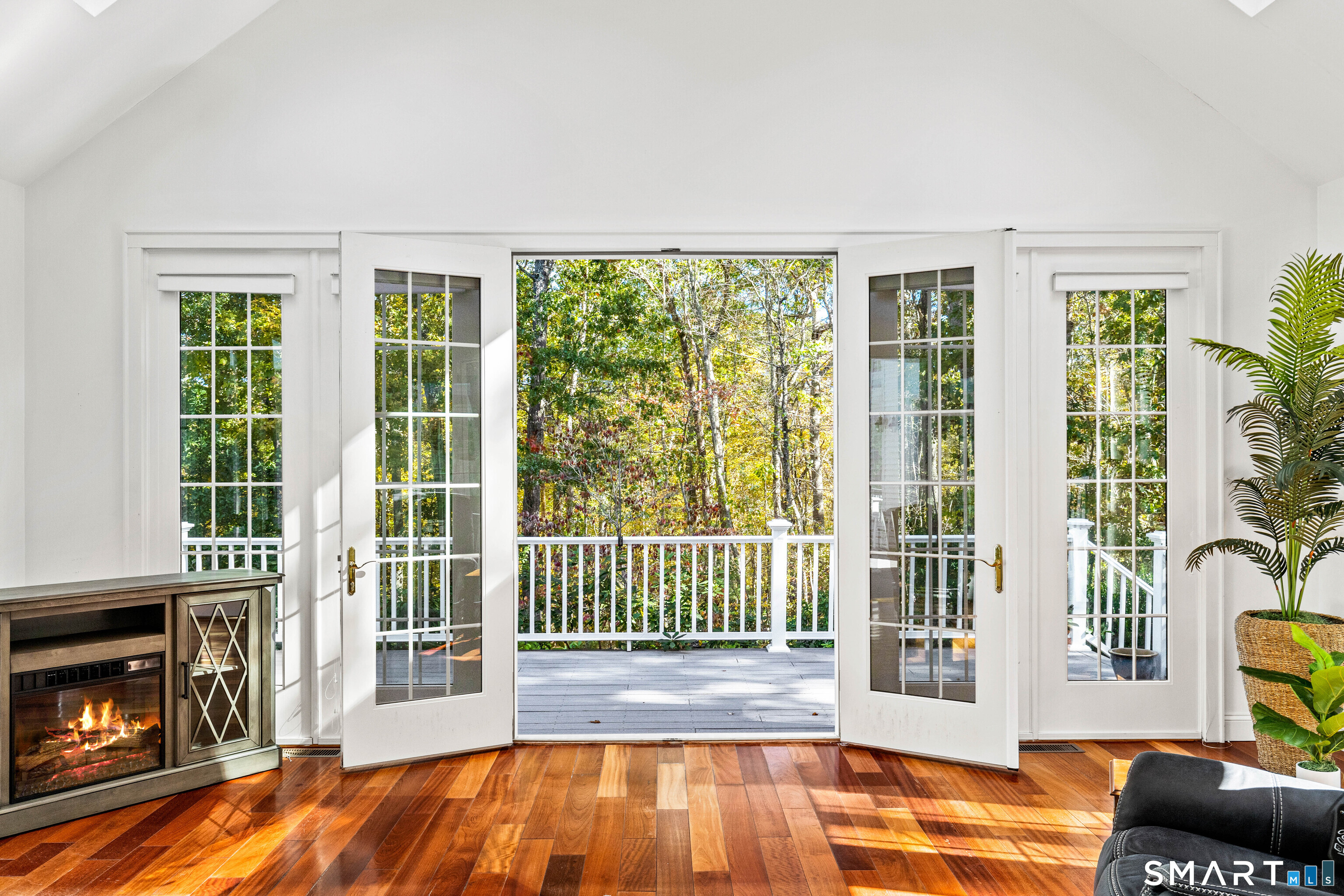 157 Mitchell Hill Road Lyme, CT 06371 - Photo 23 of 40