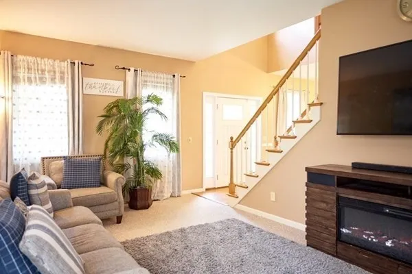 $3,650 | 30 Juniper Wood Drive, Haverhill, MA 01832