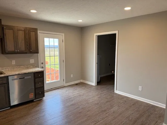 $209,900 | 3264 Oak Grove Road, Decherd, TN 37324