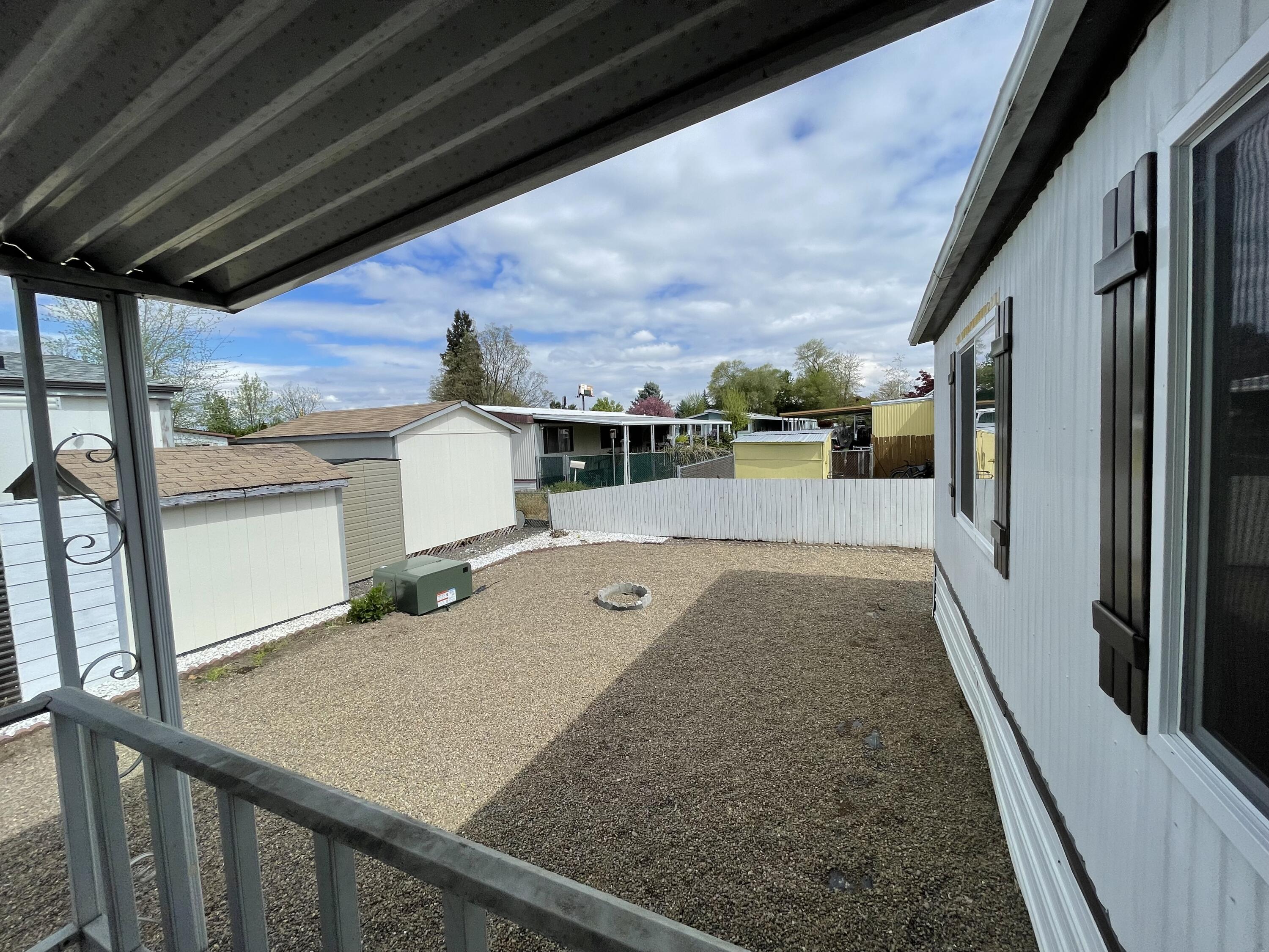 301 Freeman Road, Unit 90 Central Point, OR 97502 - Photo 22 of 22 IMG_1203